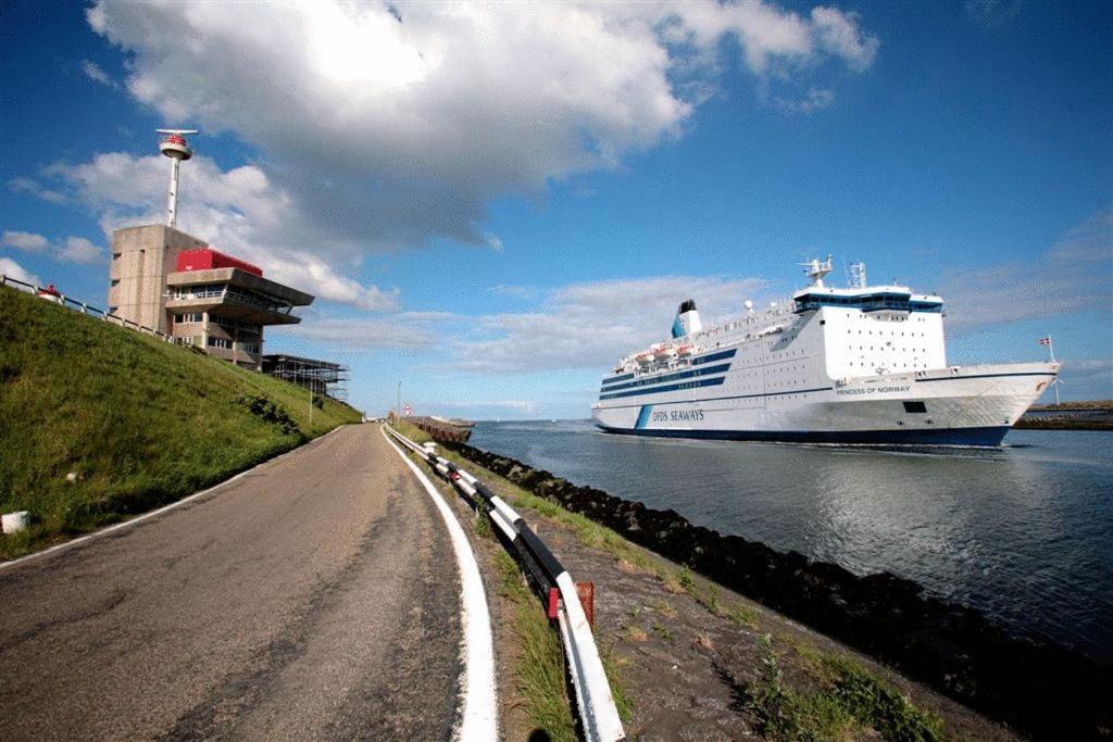 Hotel Velsen IJmuiden Exteriör bild
